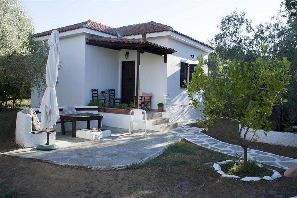 Trikeri Villas ภายนอก รูปภาพ