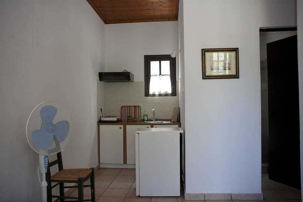 Trikeri Villas ภายนอก รูปภาพ